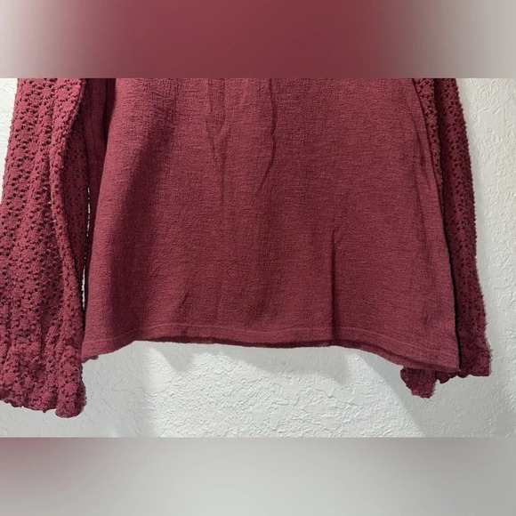 Texture and Thread (Madewell) Eyelet Mix Ruffle Sleeve Blouse - Picture 5 of 8